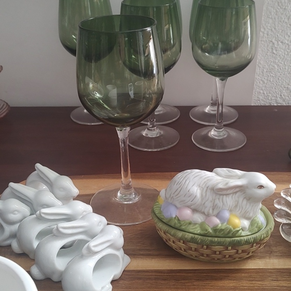6 Green Long Stem Wine Glasses SPRING Easter Table Setting Barware